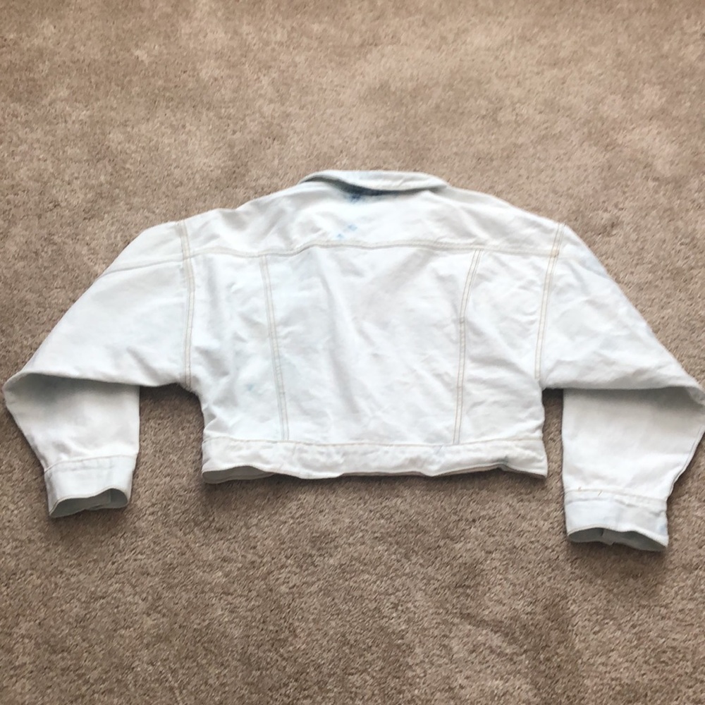 Light washed denim jacket - Picture 3 of 3